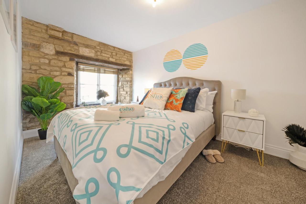Cotswolds- 2 Bed Flat In 18th Century Building, Town Centre With Smart Tv - Esho *