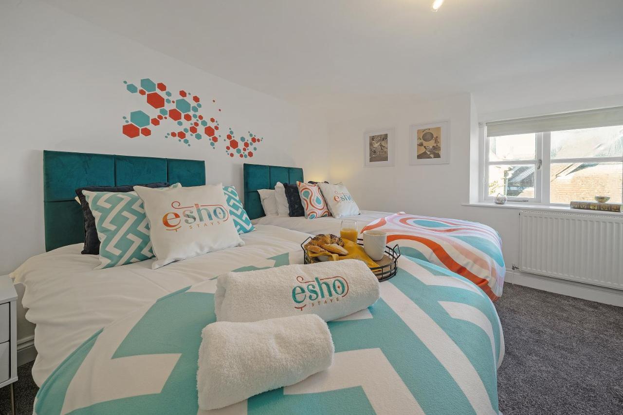 Cotswolds- 2 Bed Flat In 18th Century Building, Town Centre With Smart Tv - Esho Cirencester
