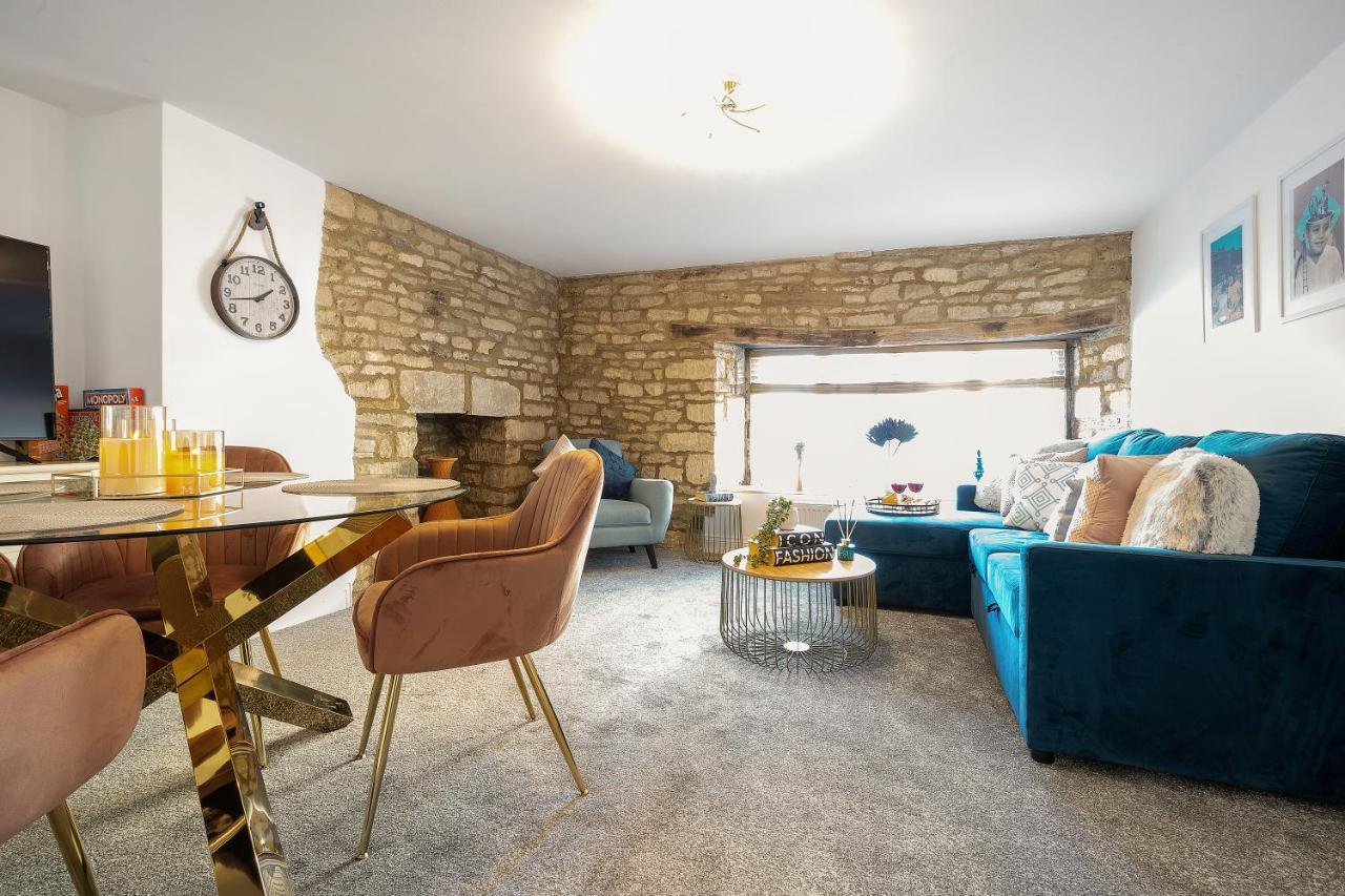 Cotswolds- 2 Bed Flat In 18th Century Building, Town Centre With Smart Tv - Esho * Cirencester